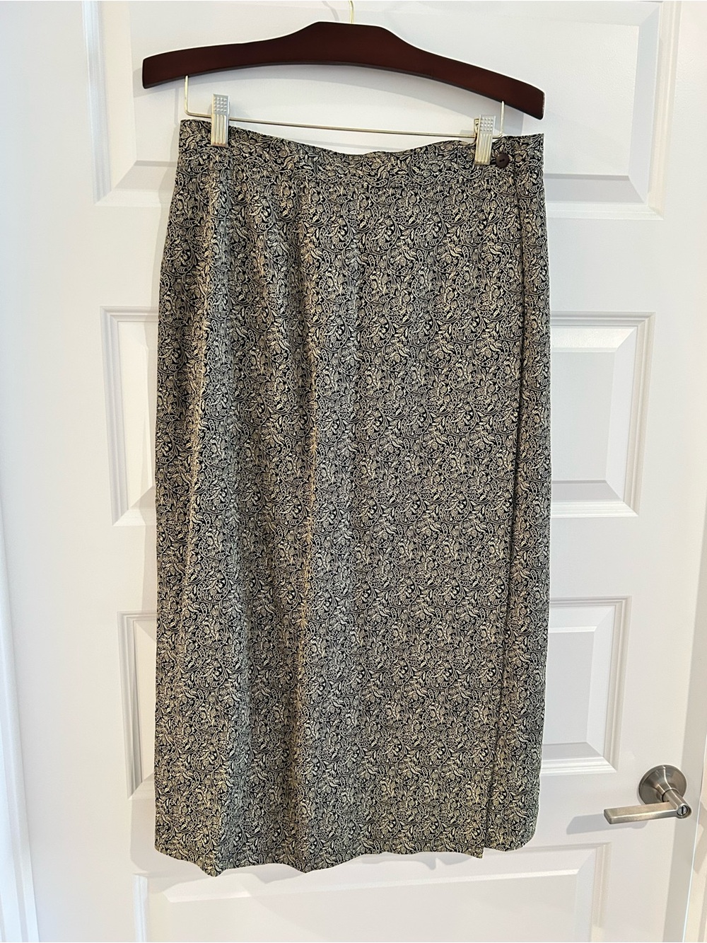 Vintage Talbots Floral Skirt Black Tan Size 14